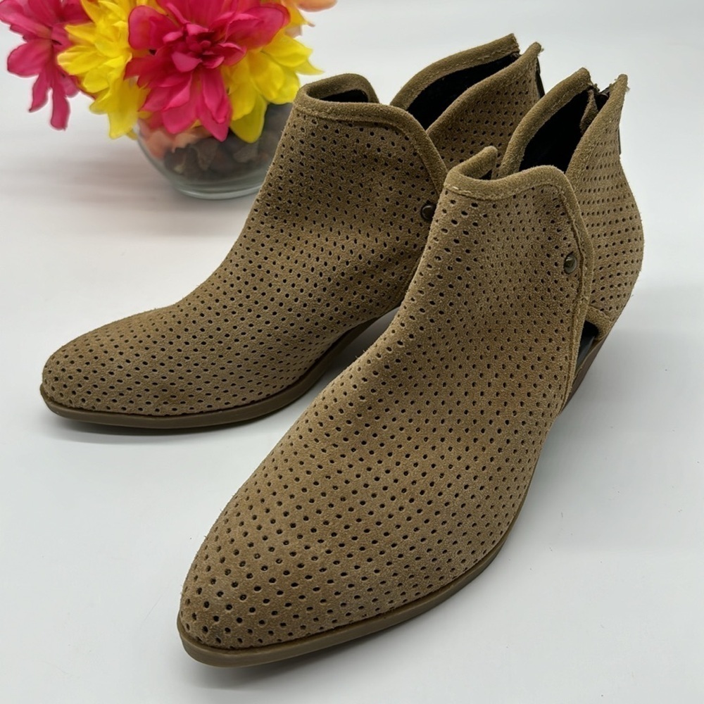 Adam Tucker Tan Cut Out Ankle Boots Size 8.5